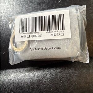 NWT Victoria's Secret Clear Packaging, Card Case or Change Purse
